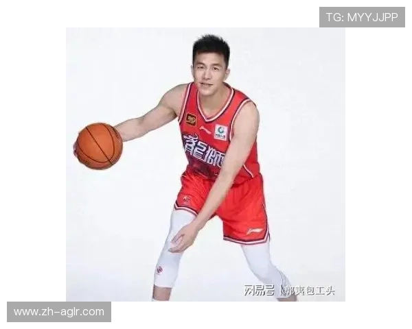 郭艾伦参与CBA足球队活动的趣事 郭艾伦参与CBA足球队活动的趣事